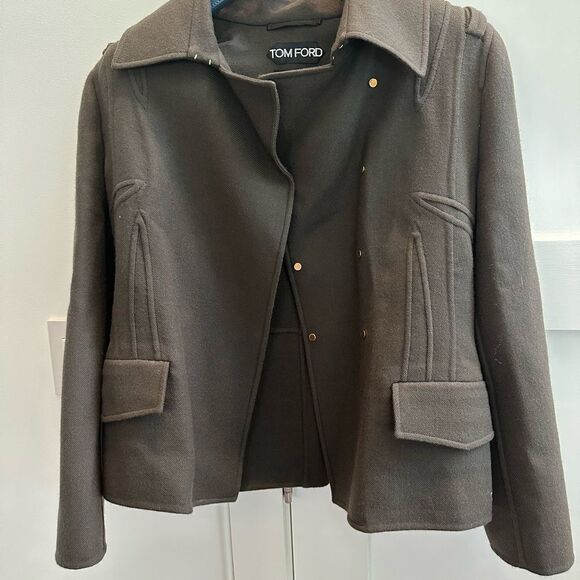 NWT- TOM FORD olive green jacket. Size 46 - Picture 1 of 17